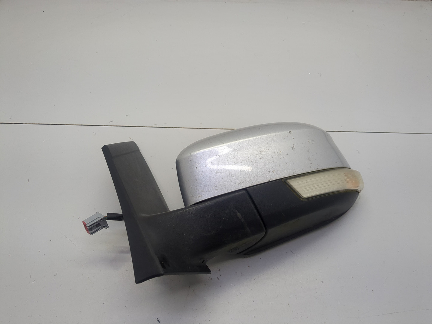 Зеркало левое электрическое