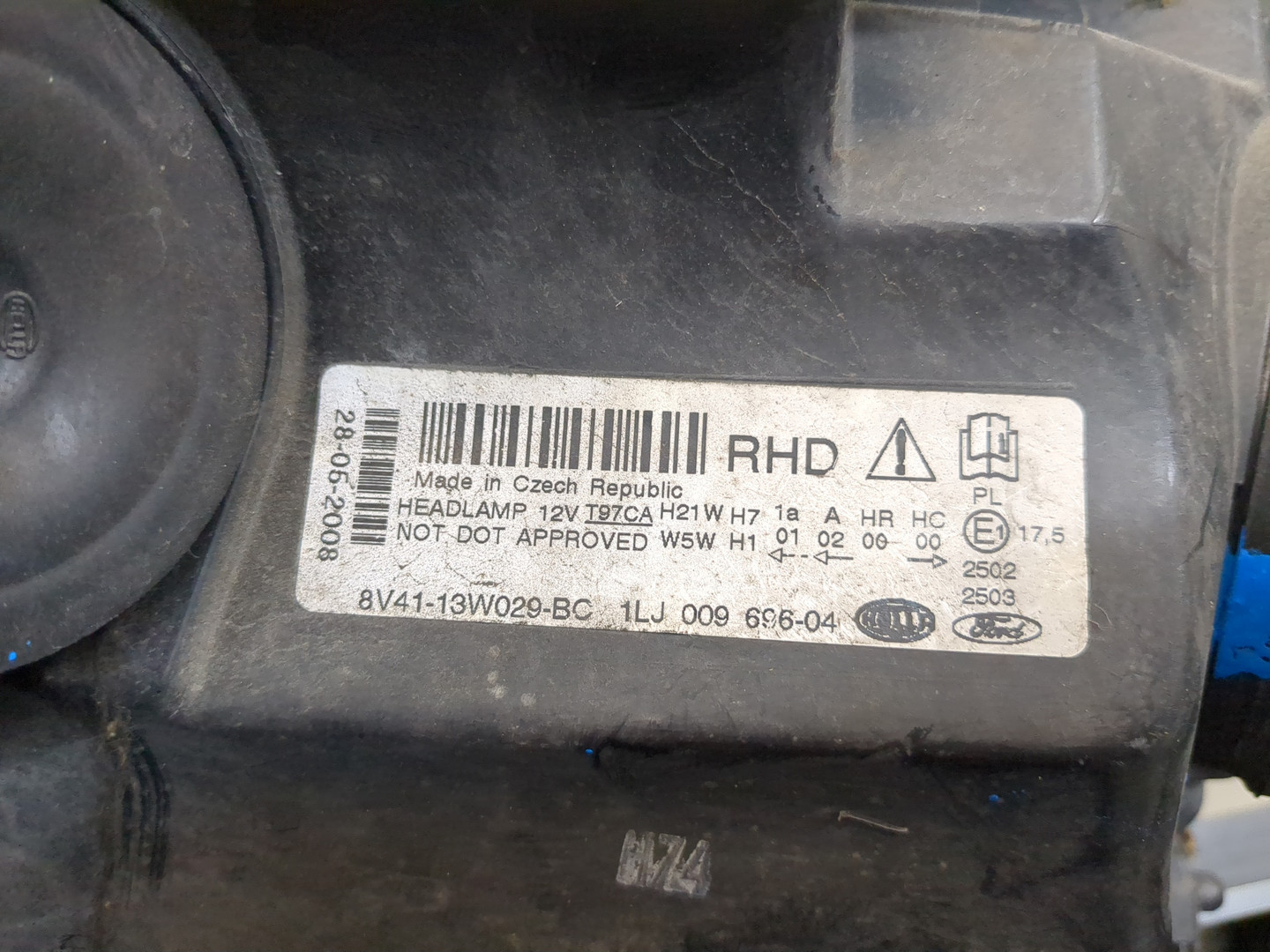 Фара правая