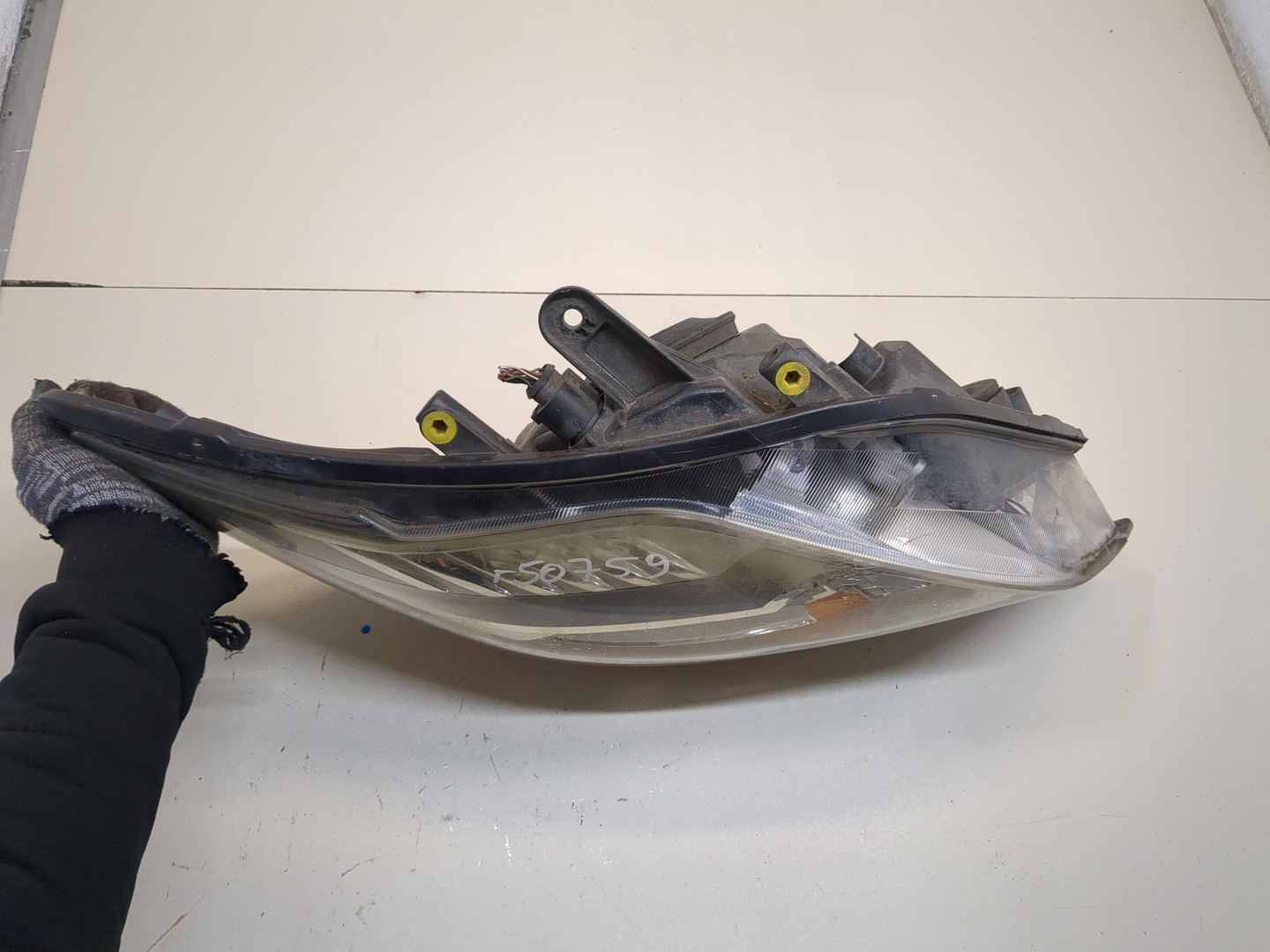 Фара правая