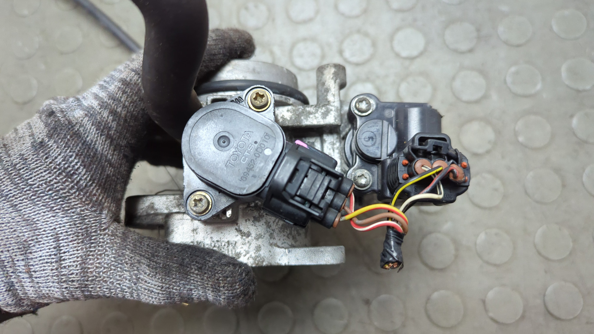 Заслонка дроссельная электрическая