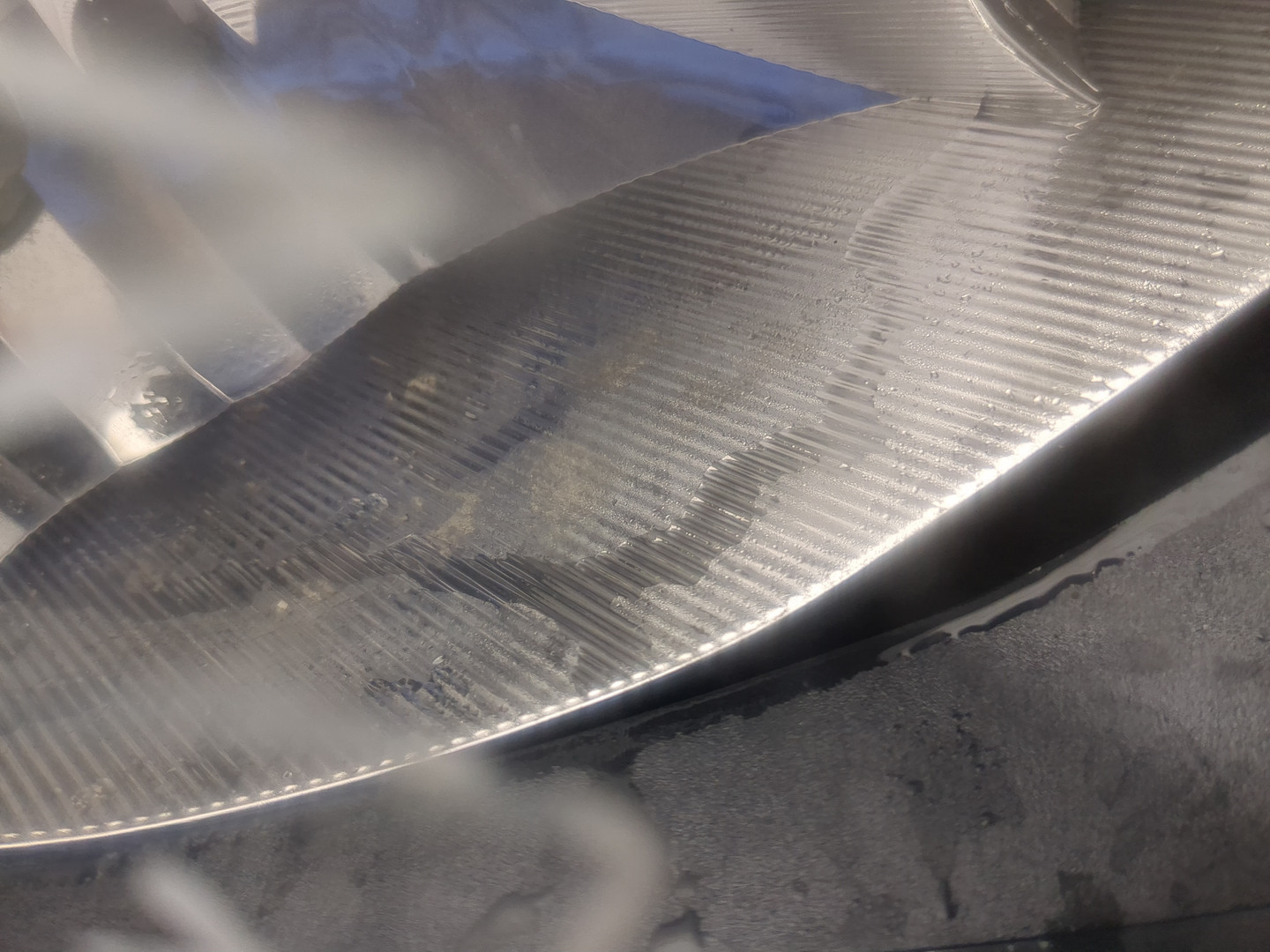 Фара правая