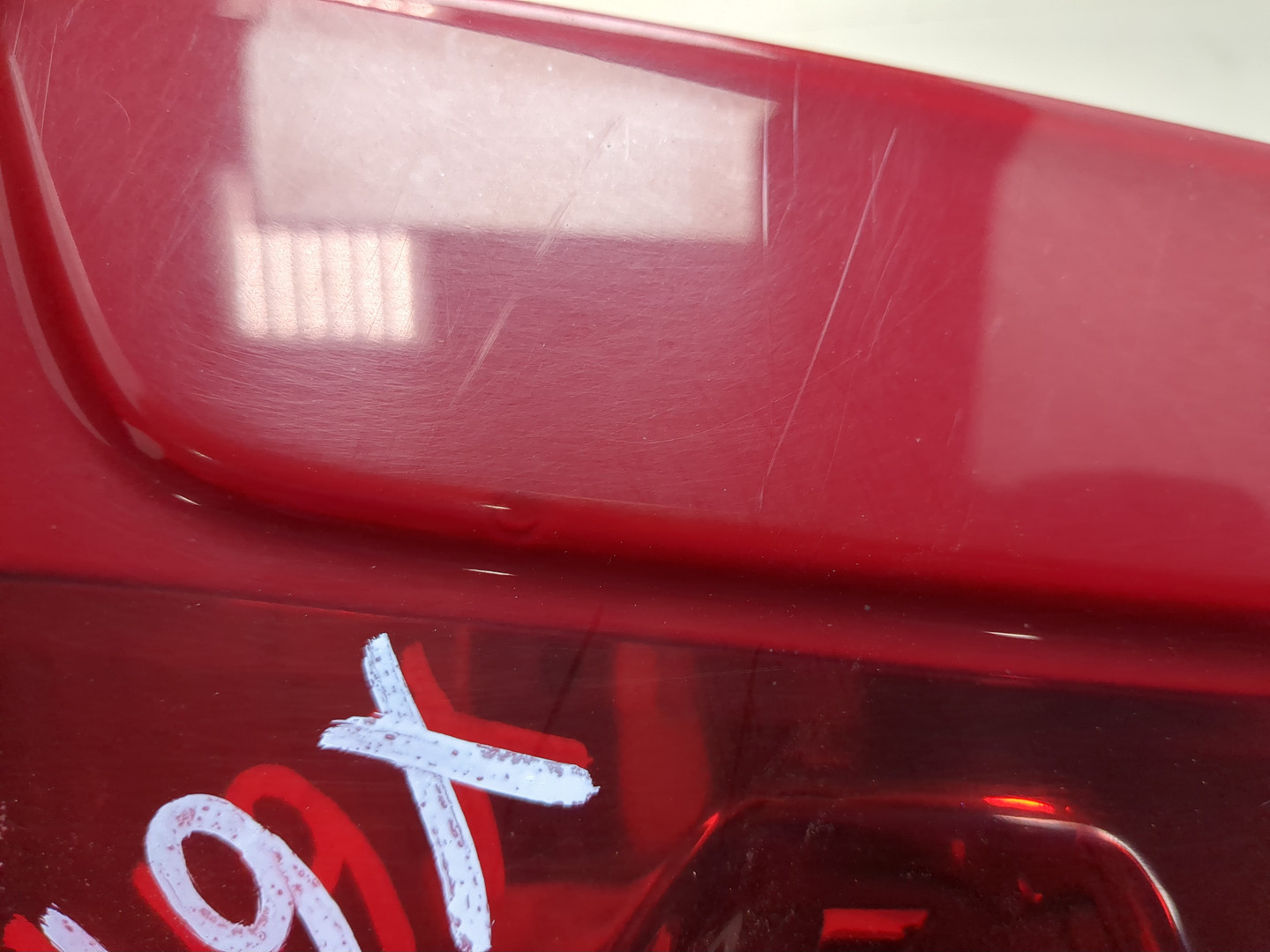 Фонарь задний левый