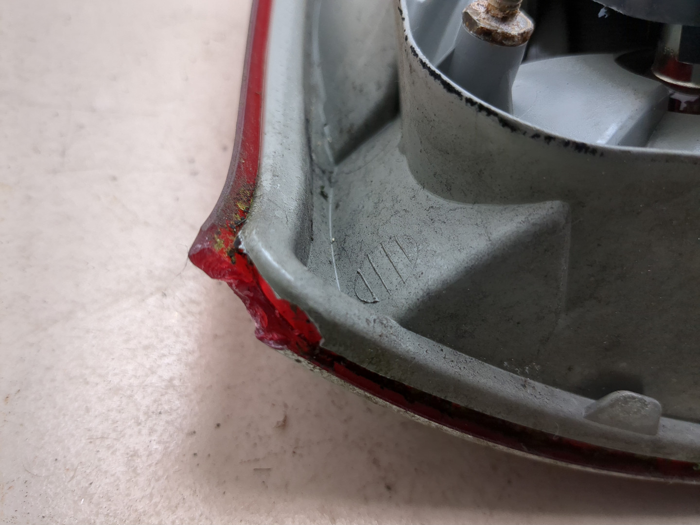 Фонарь задний правый