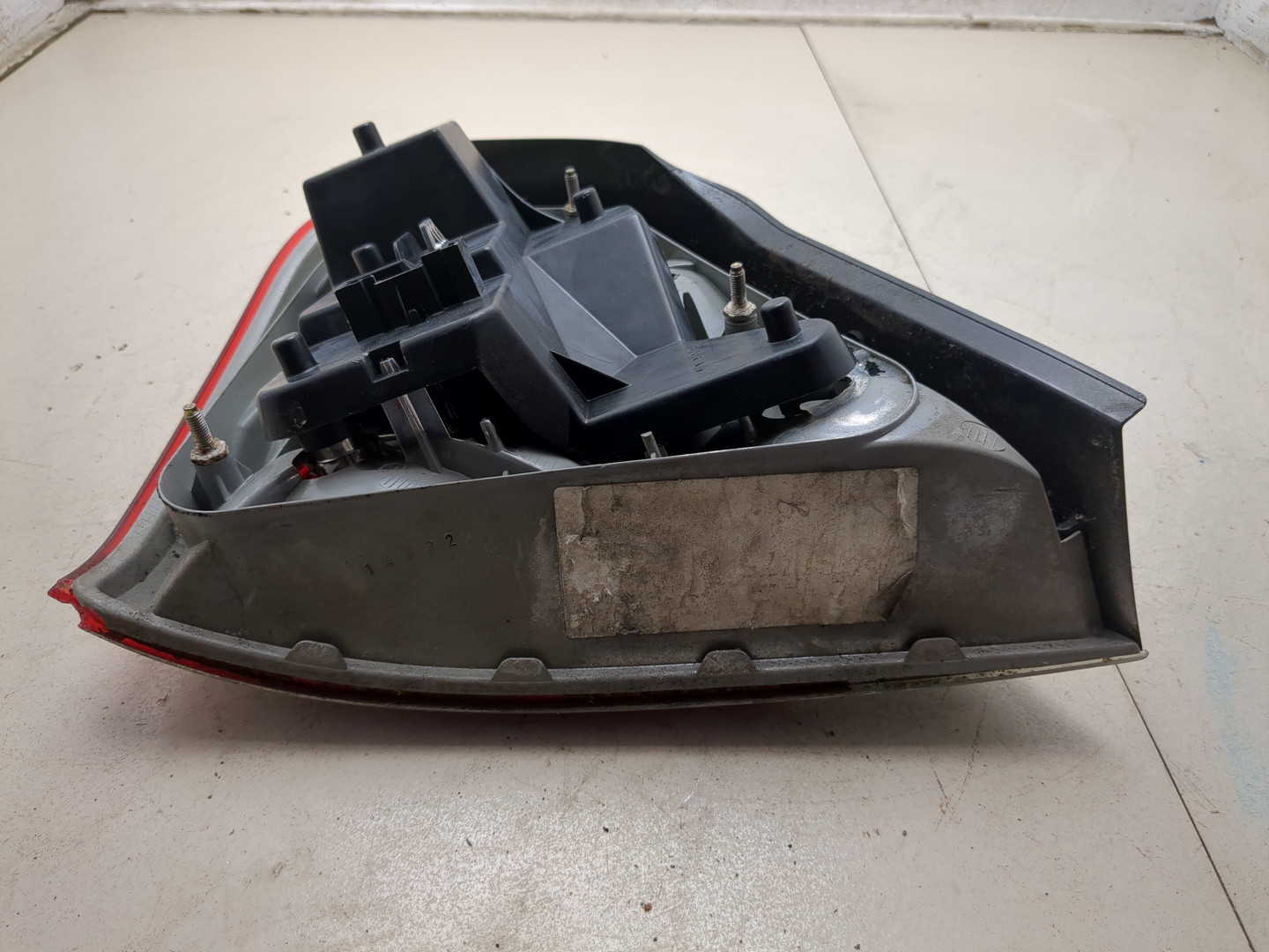 Фонарь задний правый