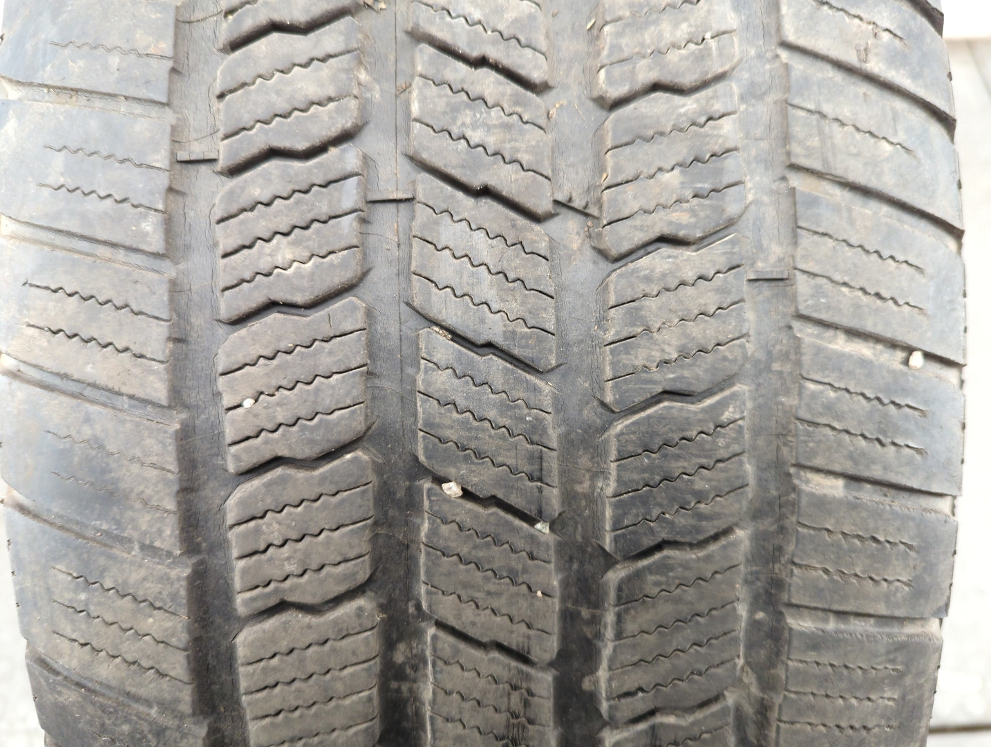 Шины комплект (4 шт.)