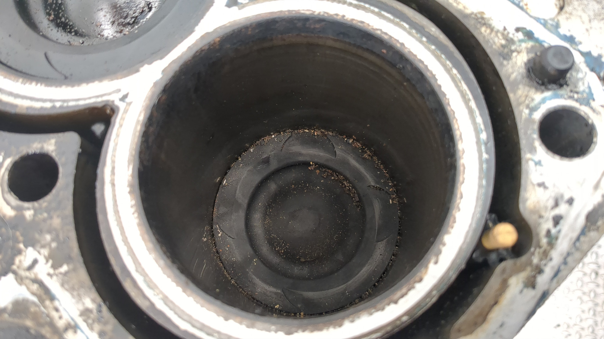 Блок двигателя