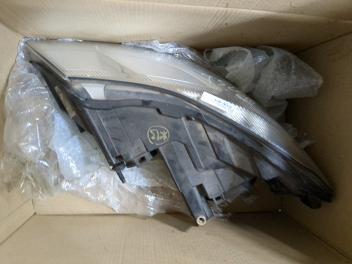 Фара правая