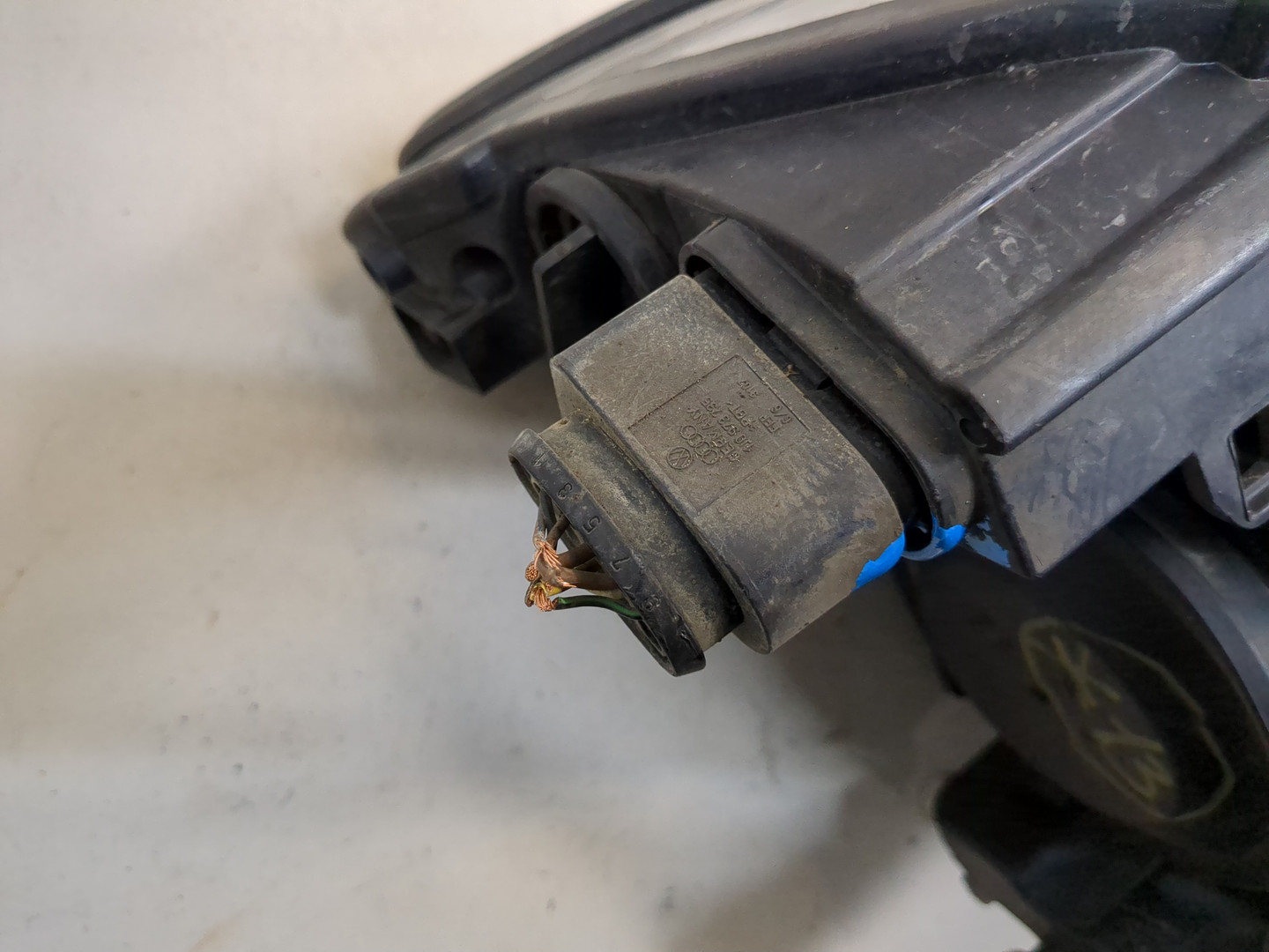 Фара правая