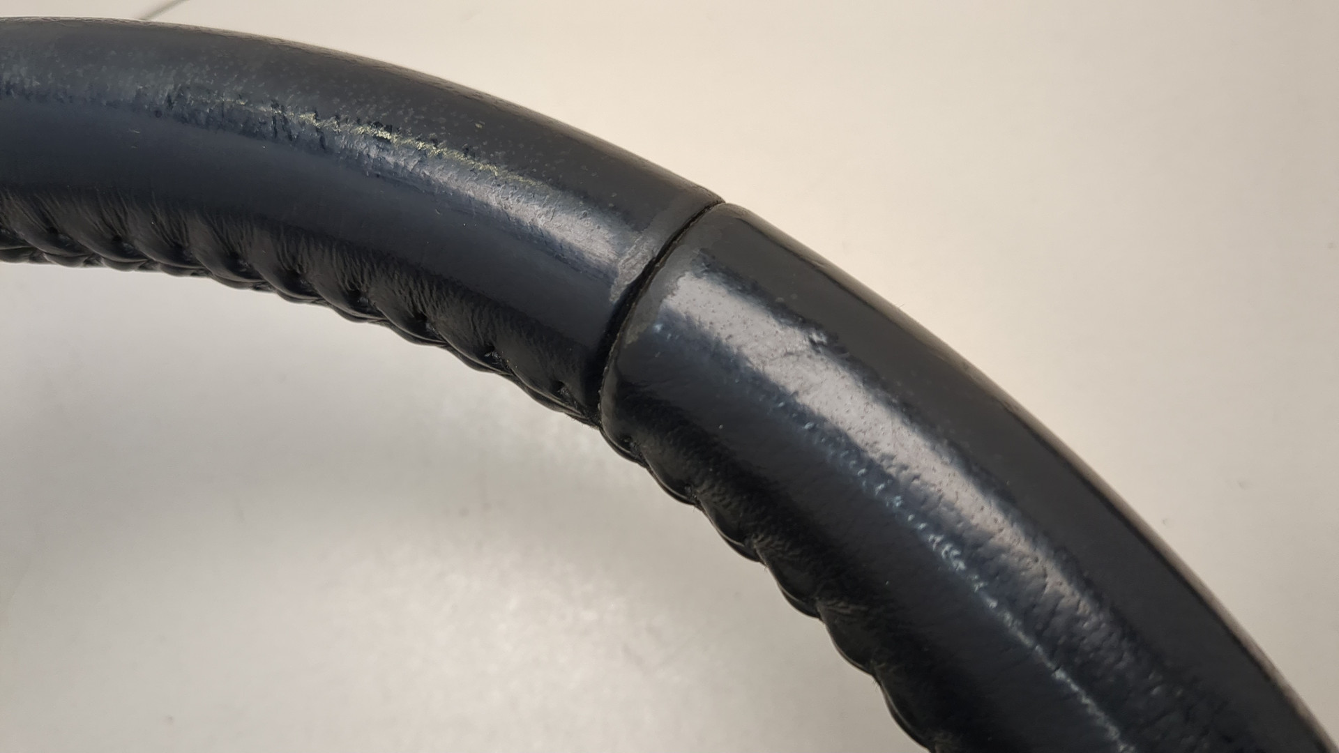 Рулевое колесо (руль)