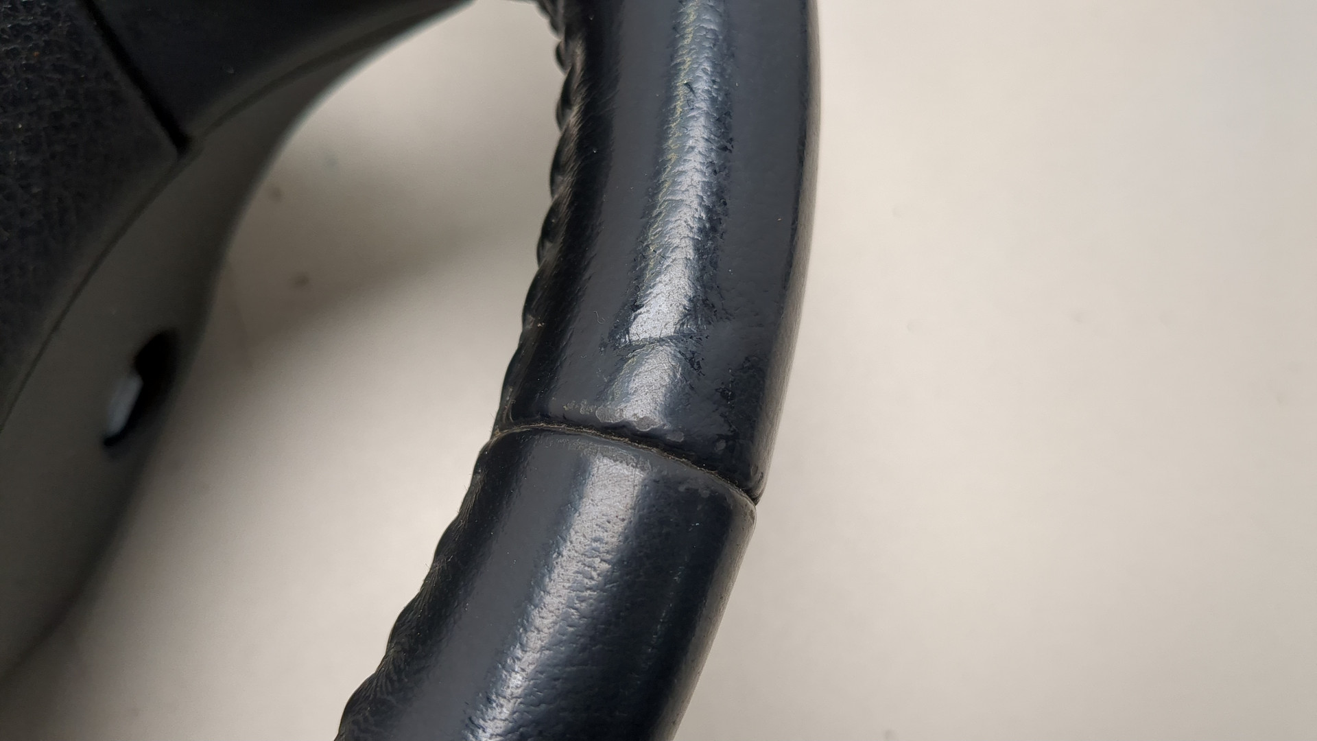 Рулевое колесо (руль)