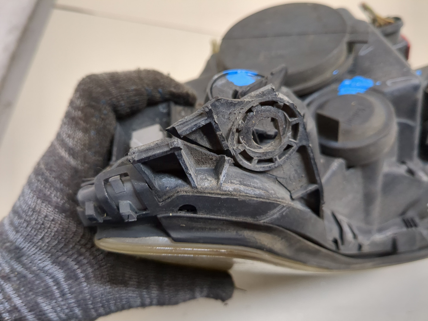 Фара правая