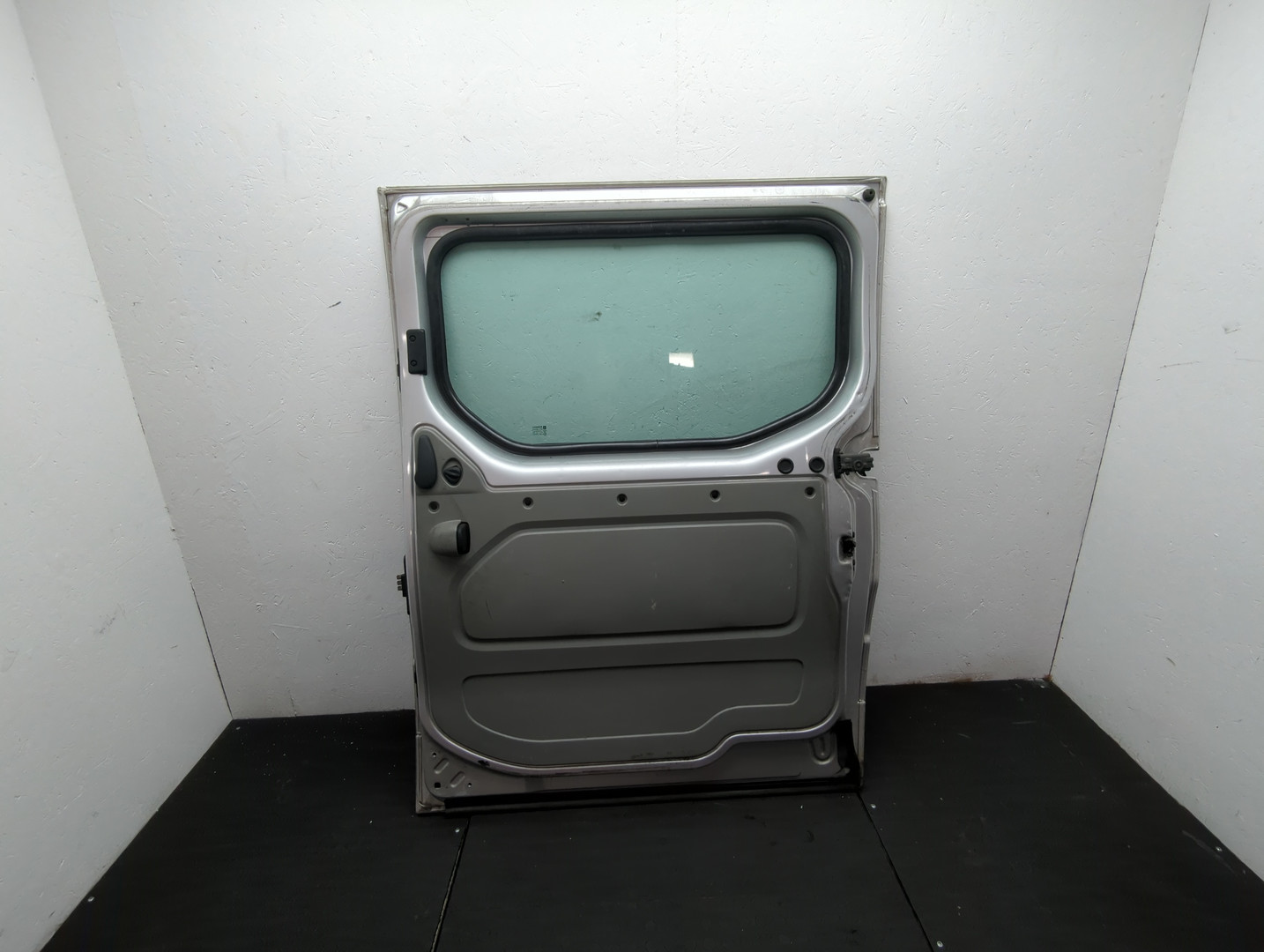 Дверь сдвижная