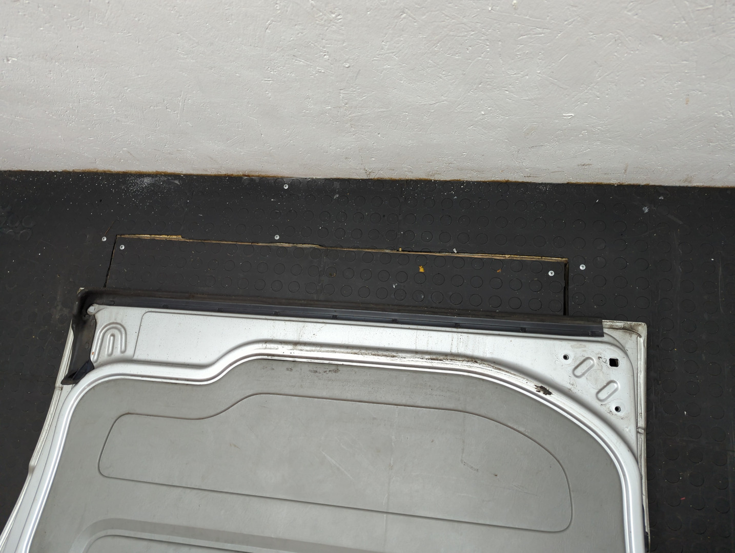 Дверь сдвижная