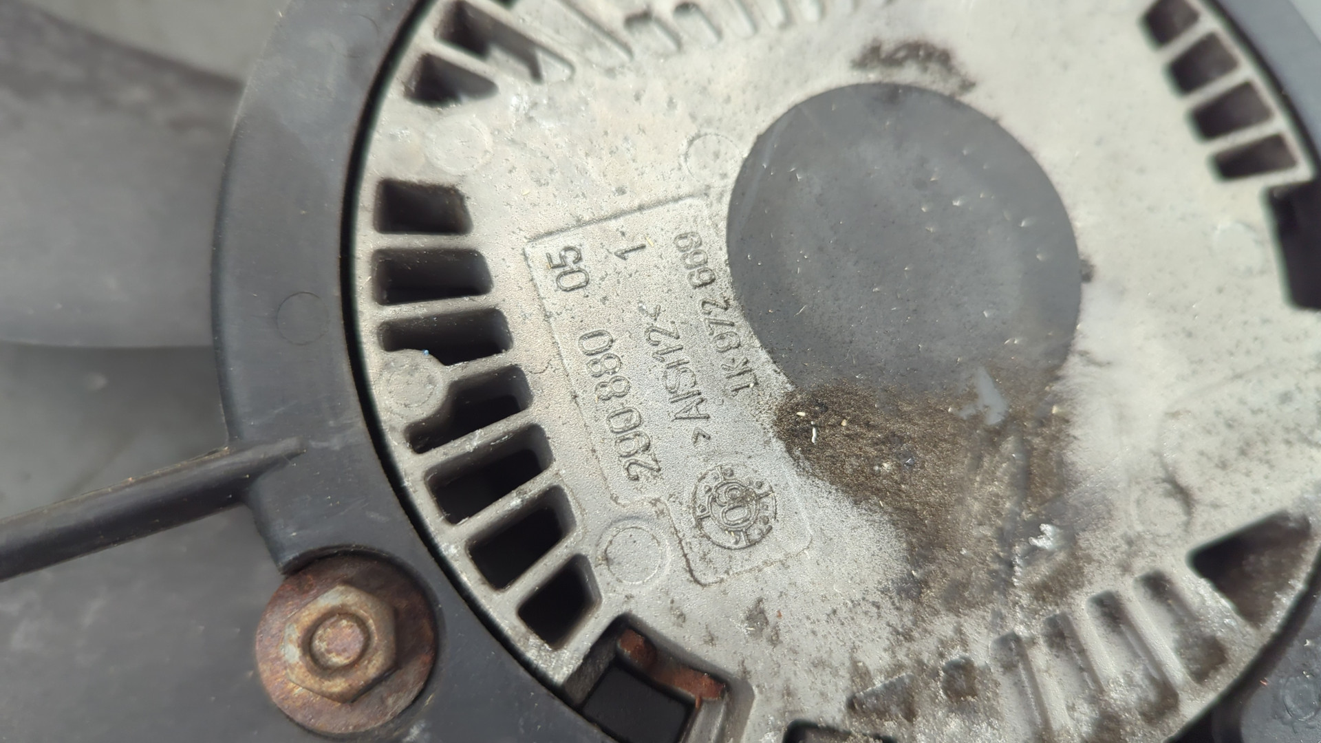 Вентилятор радиатора