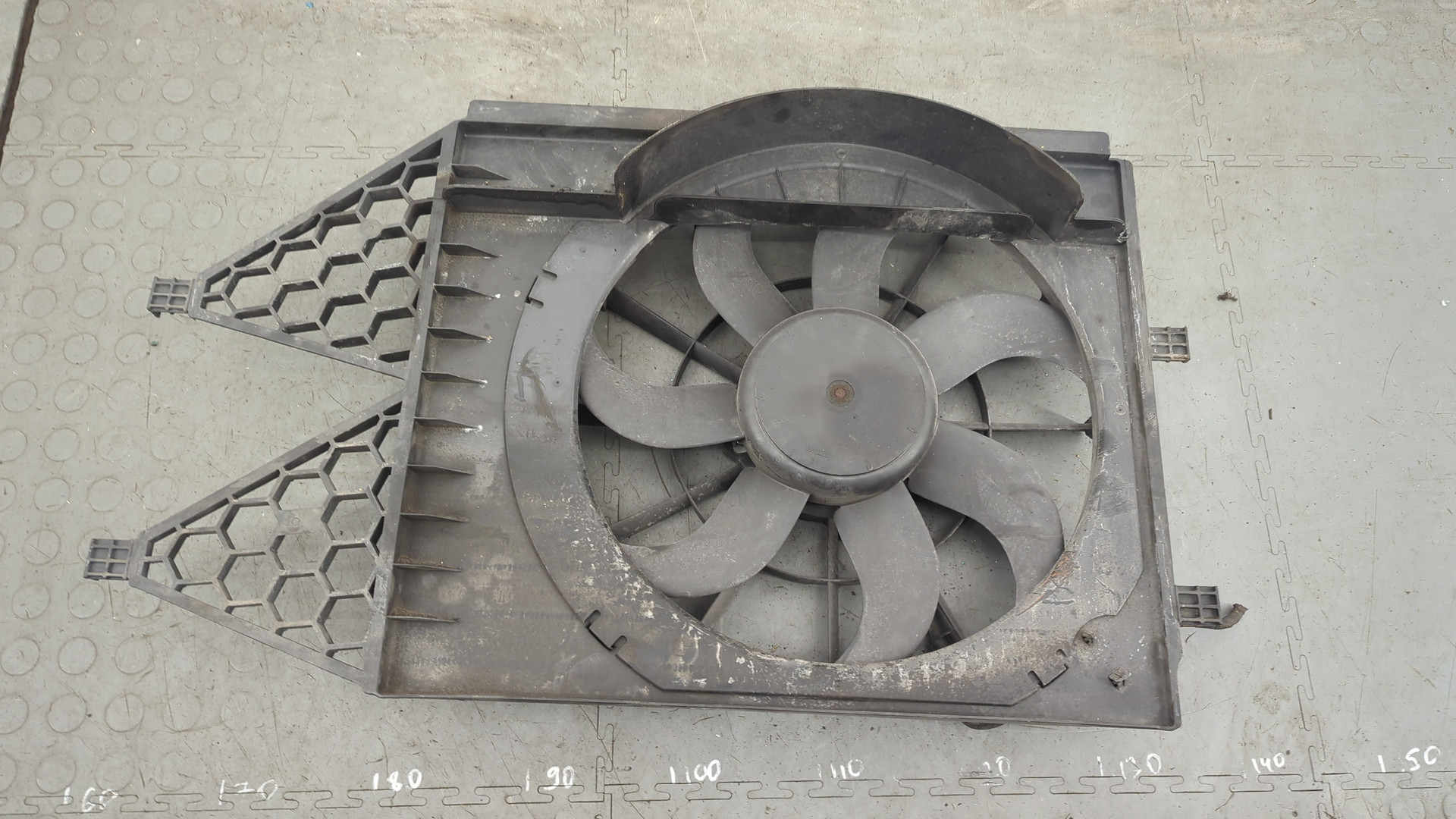 Вентилятор радиатора