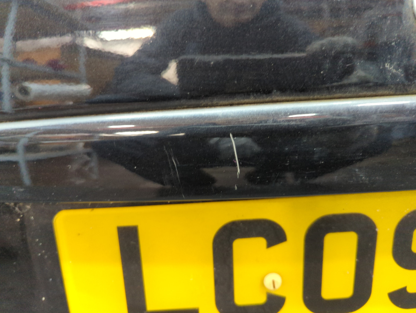 Дверь багажника