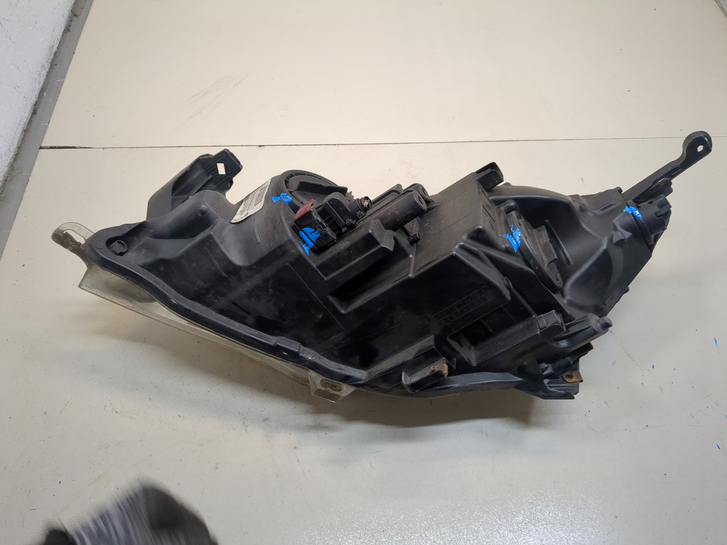 Фара правая