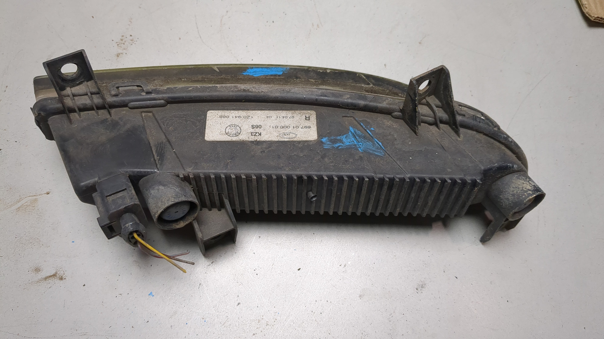 Фара дневного света правая (ходовые огни)