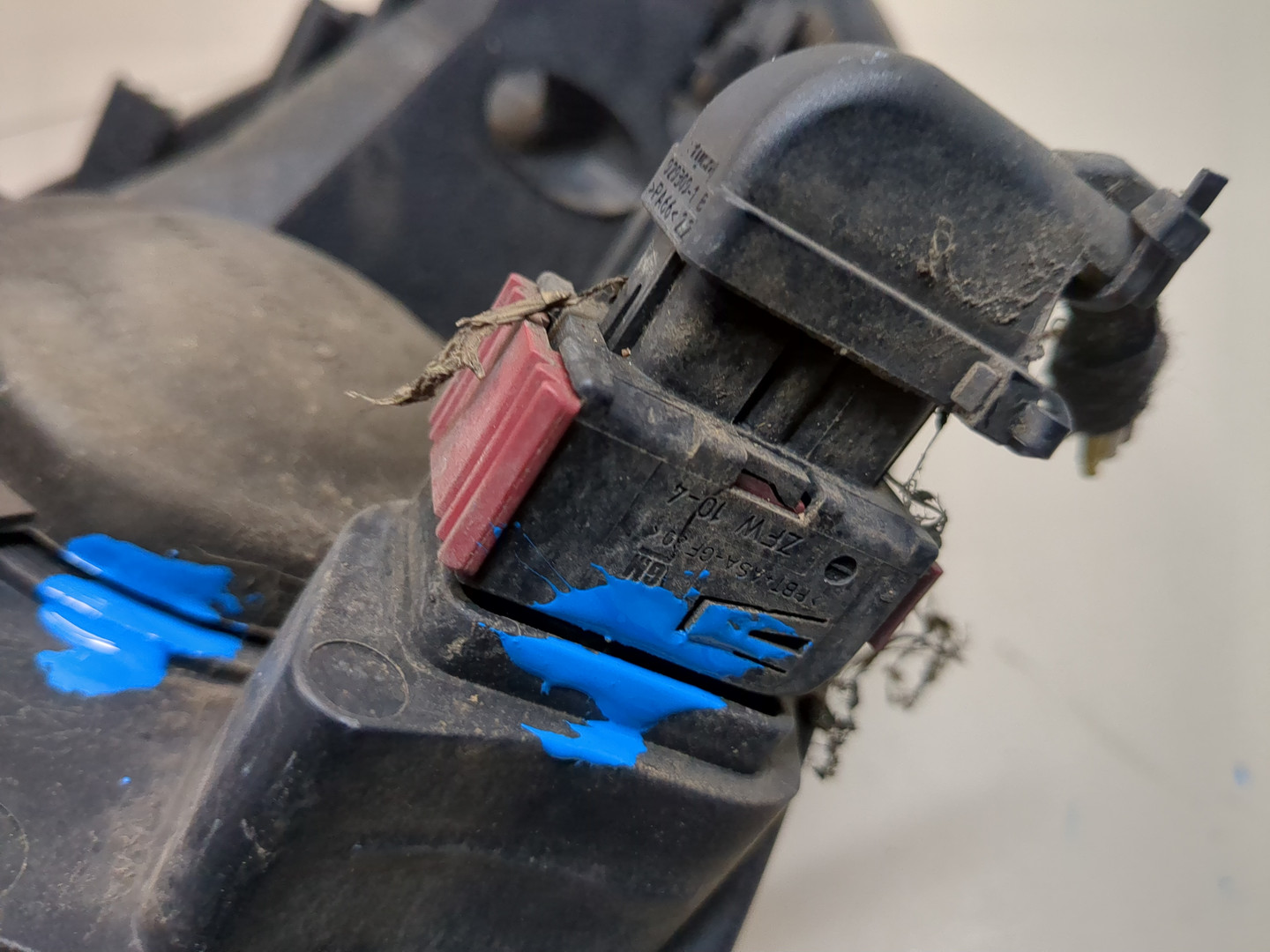 Фара правая