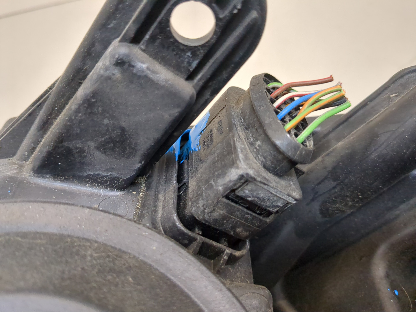 Фара правая