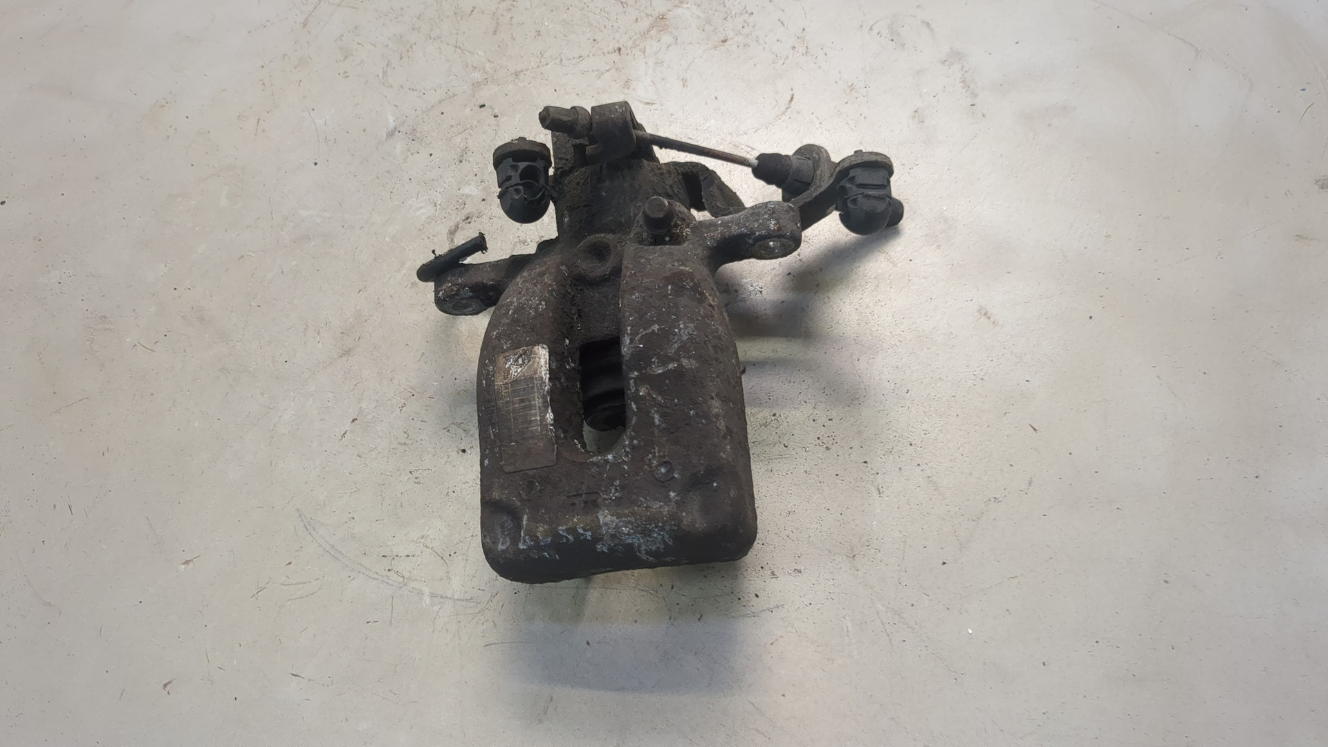 Суппорт задний правый