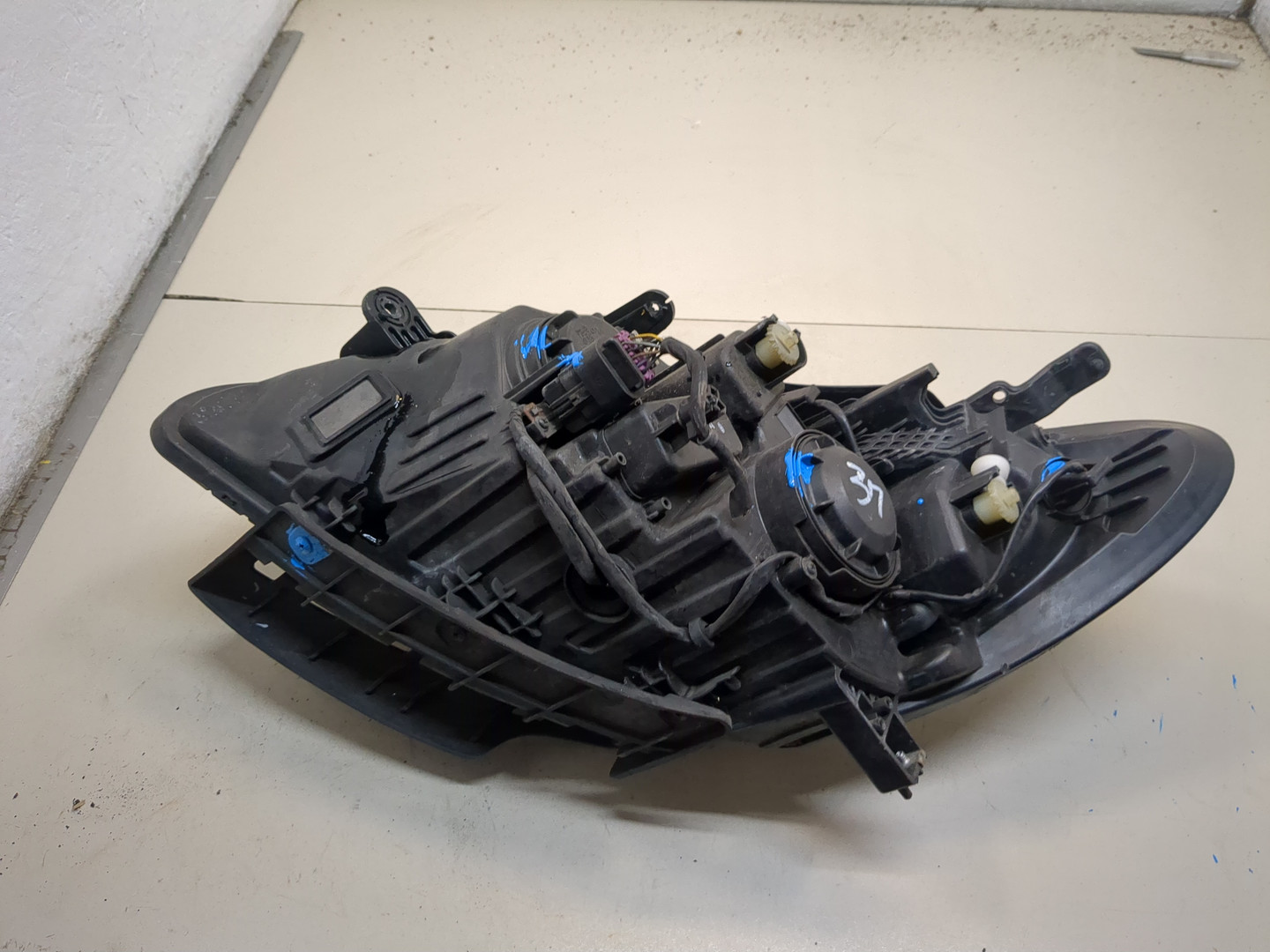 Фара правая