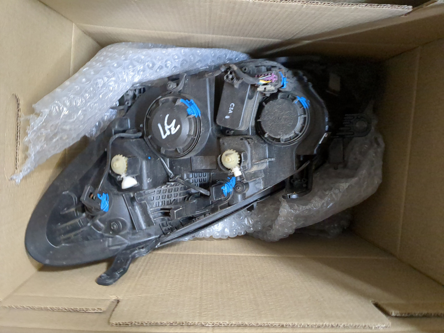 Фара правая