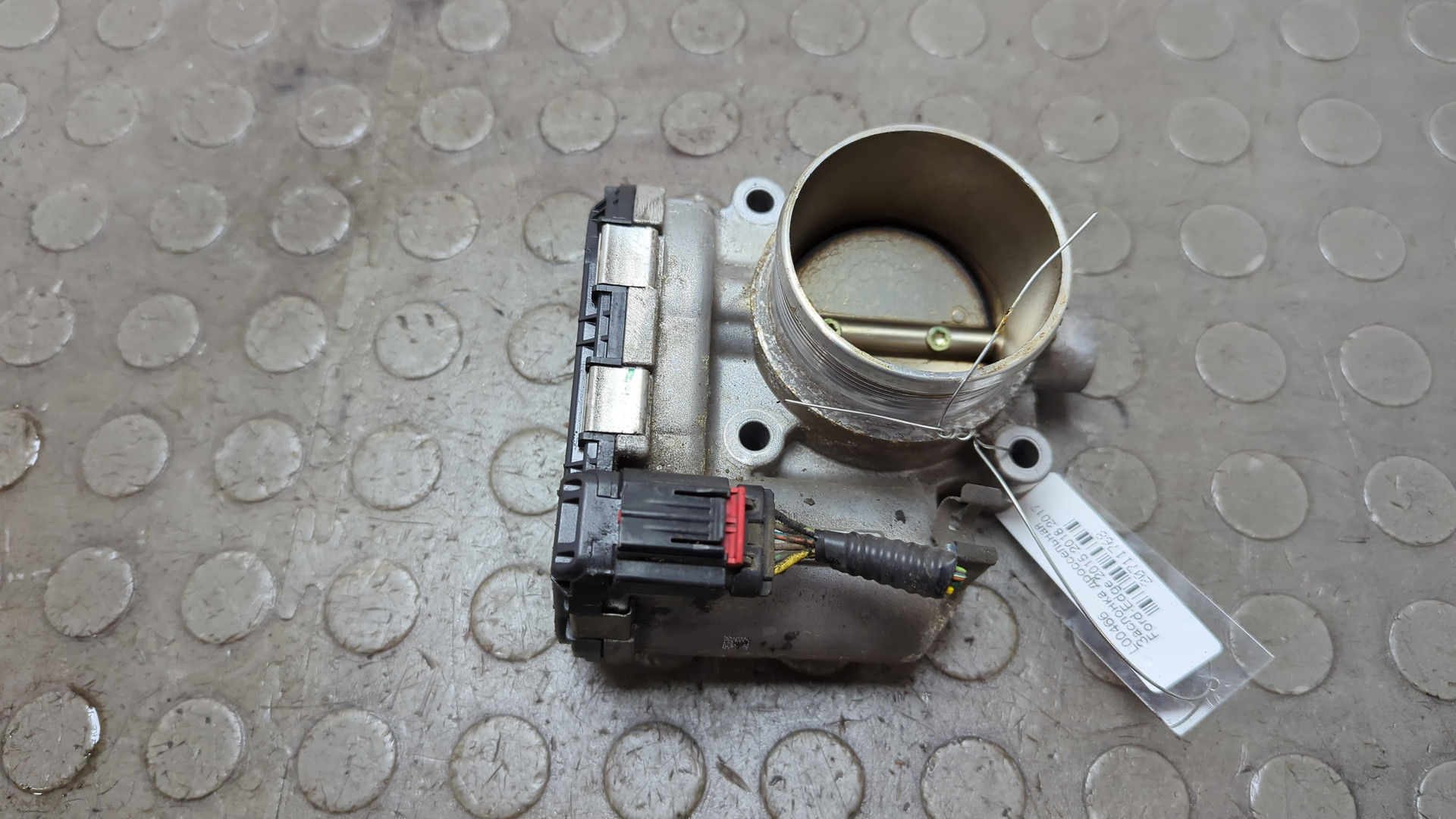 Заслонка дроссельная электрическая