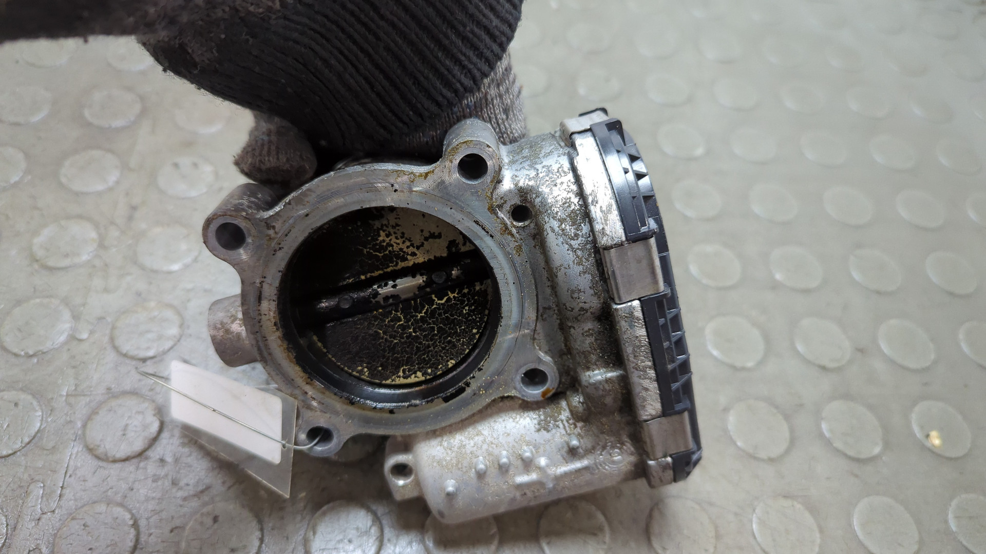 Заслонка дроссельная электрическая