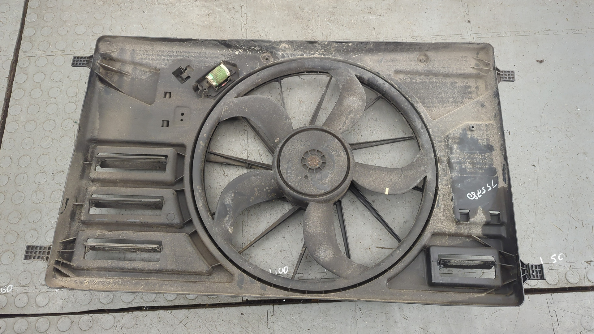 Вентилятор радиатора