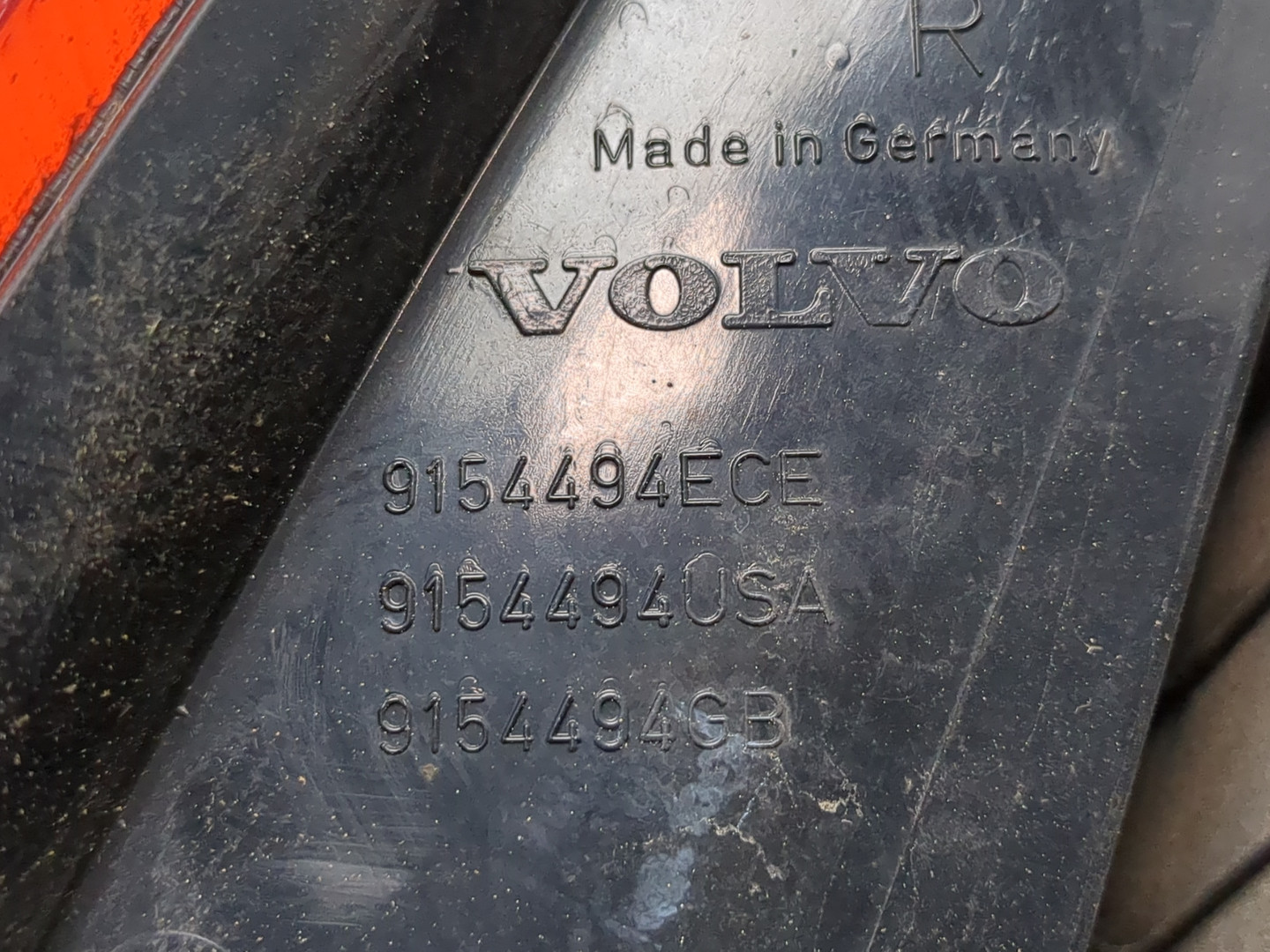 Фонарь задний правый