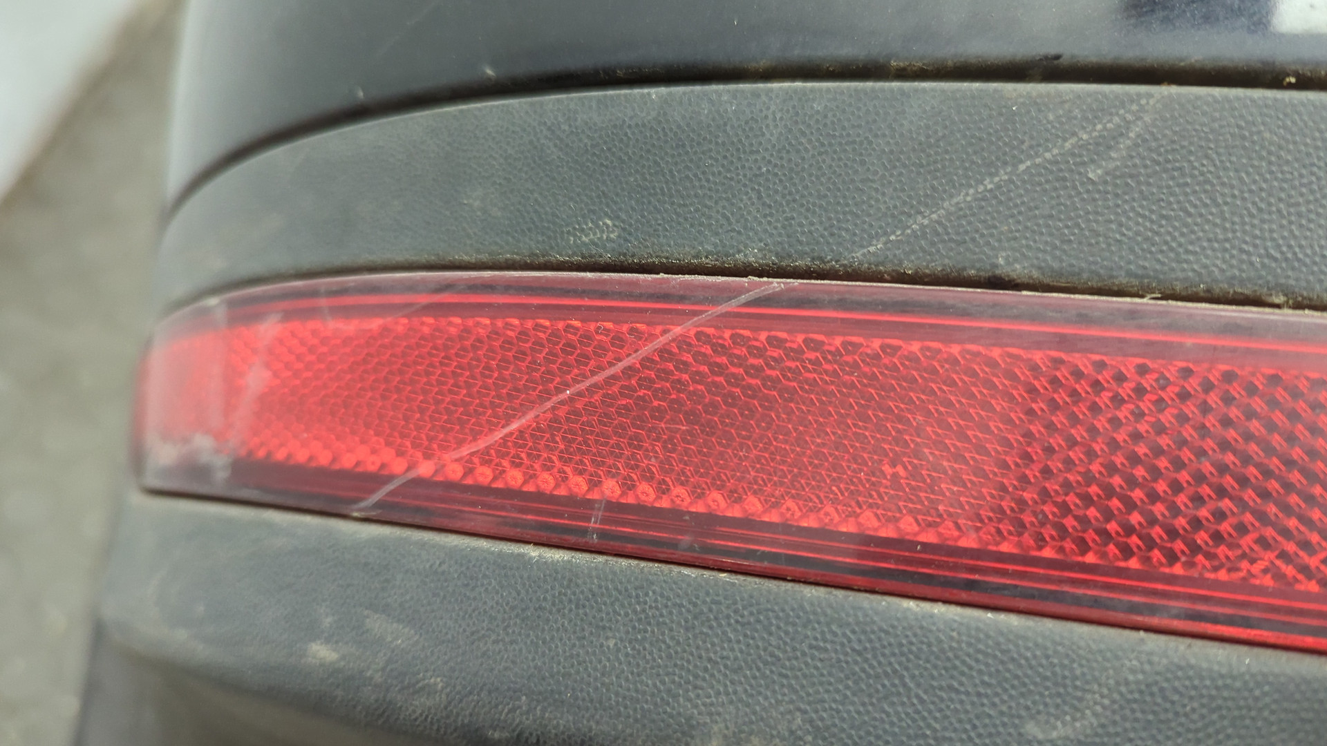 Бампер задний