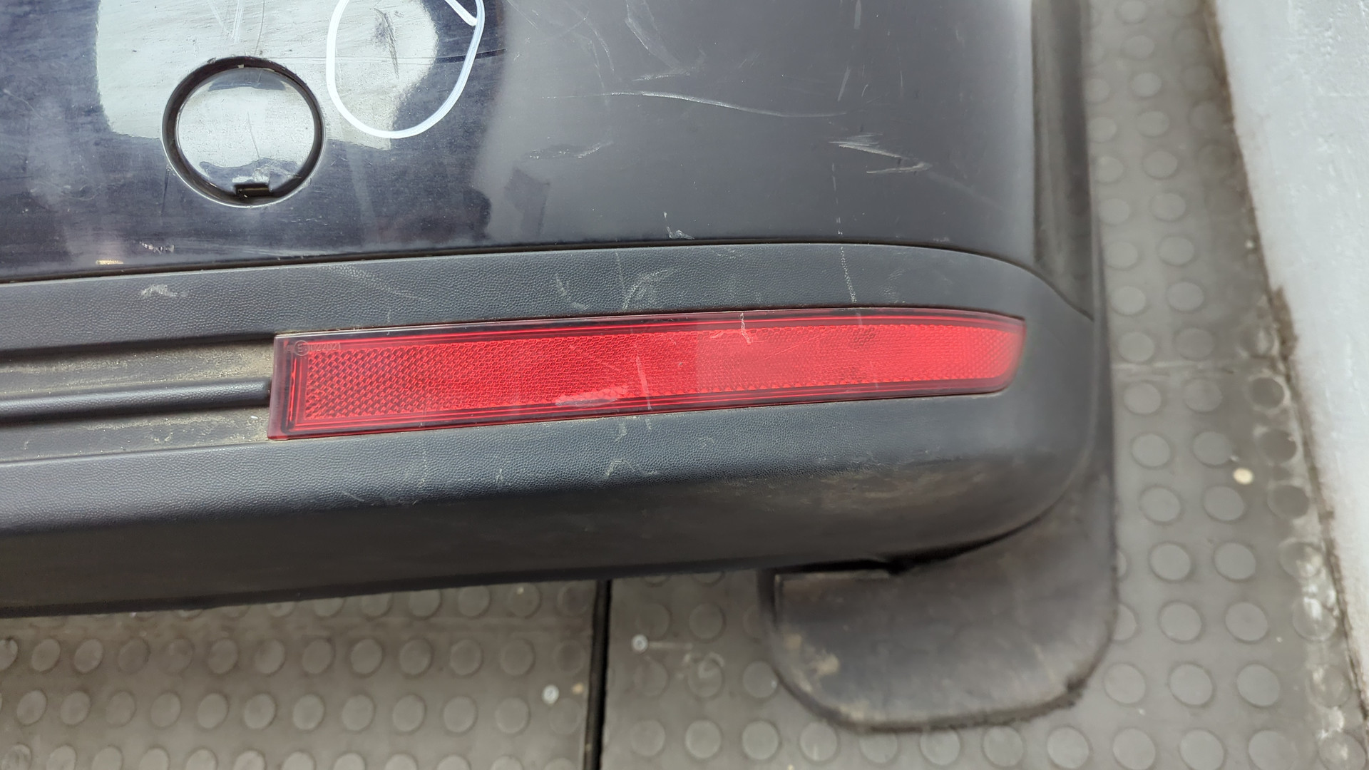 Бампер задний