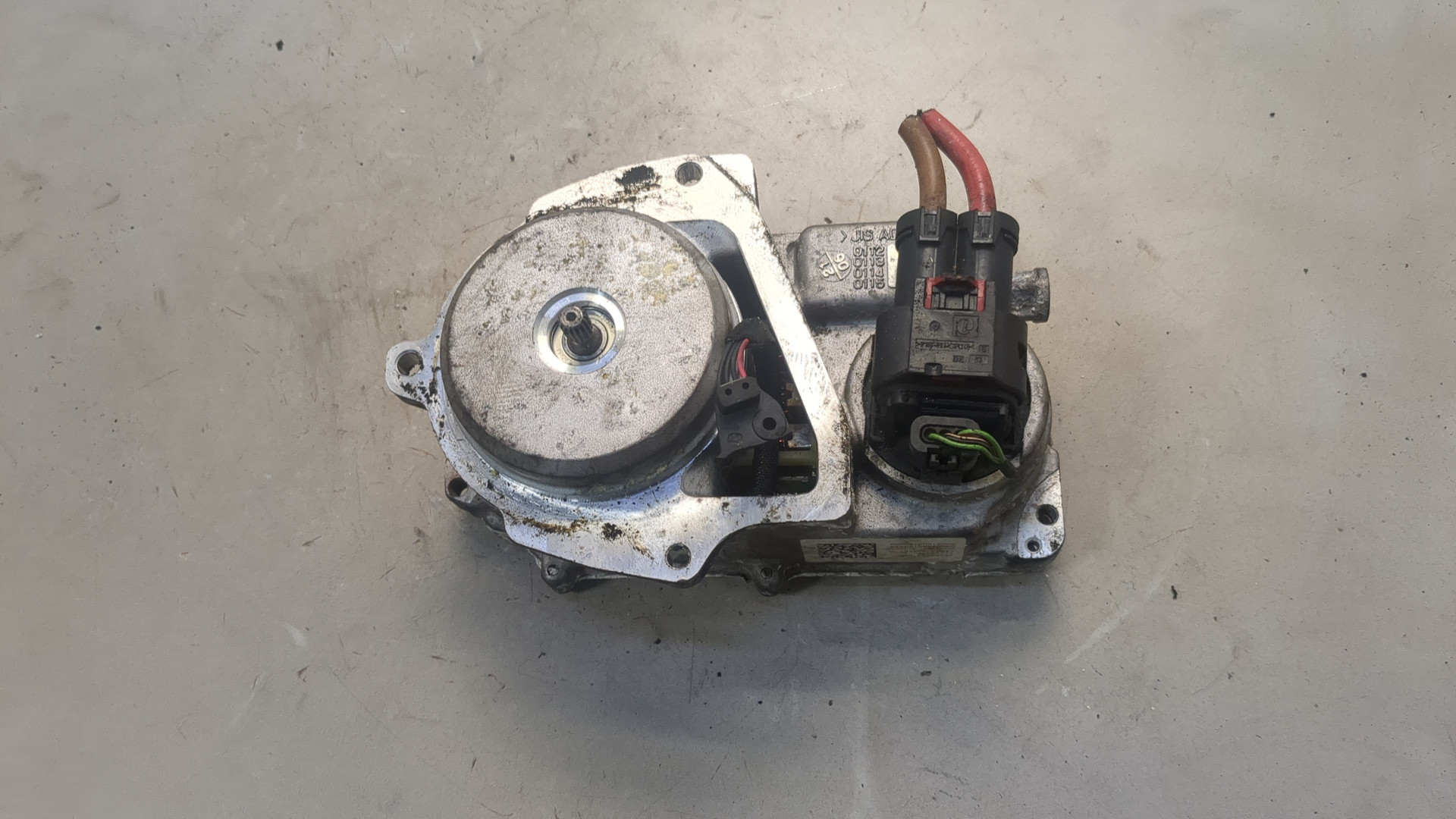 Серводвигатель рулевой рейки