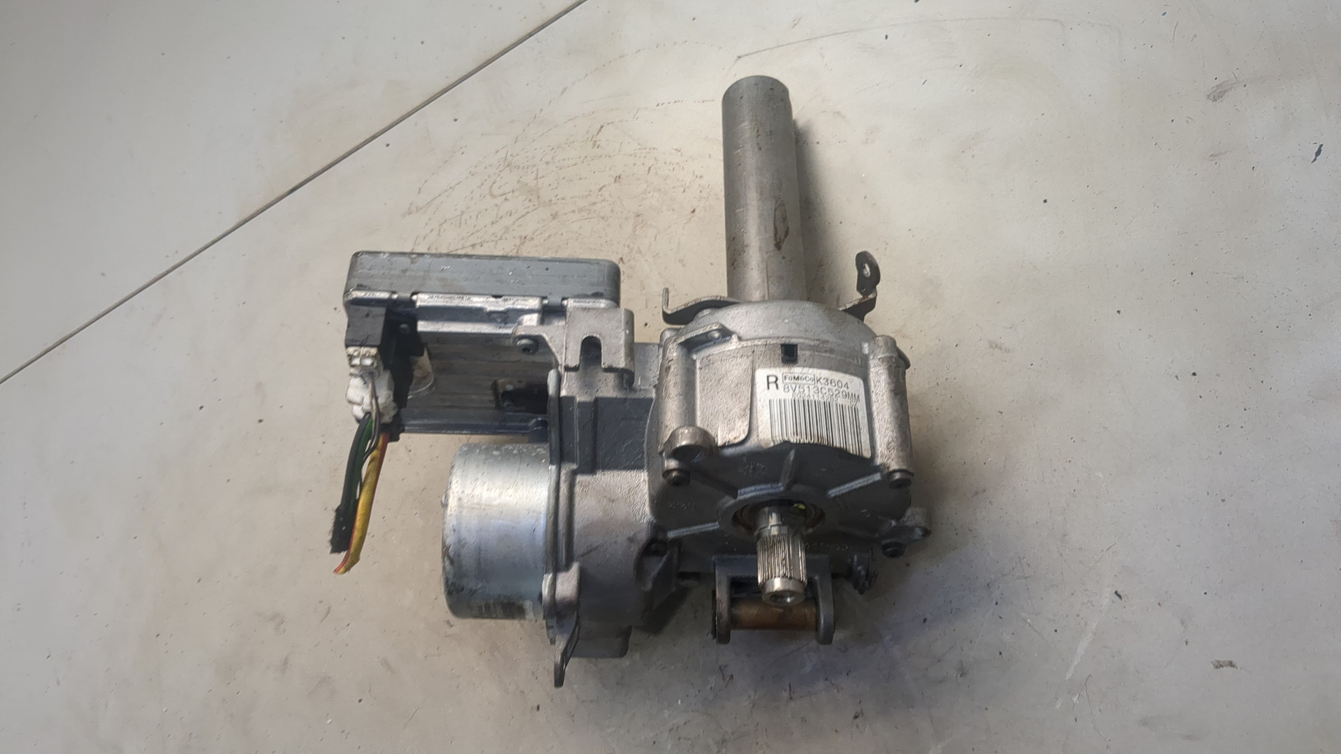 Серводвигатель рулевой рейки