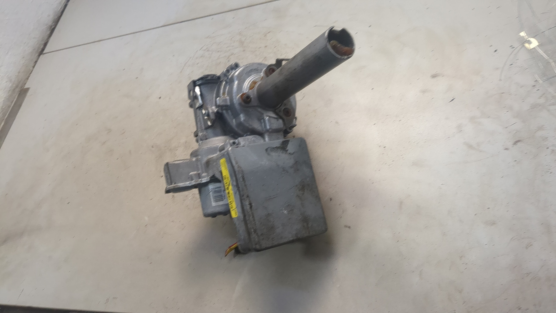 Серводвигатель рулевой рейки