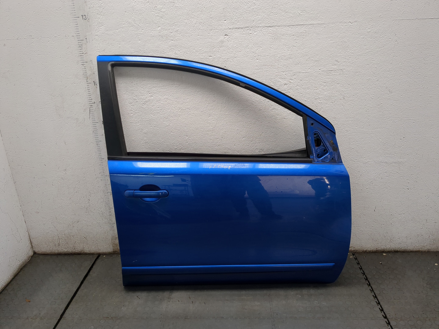 Дверь передняя правая