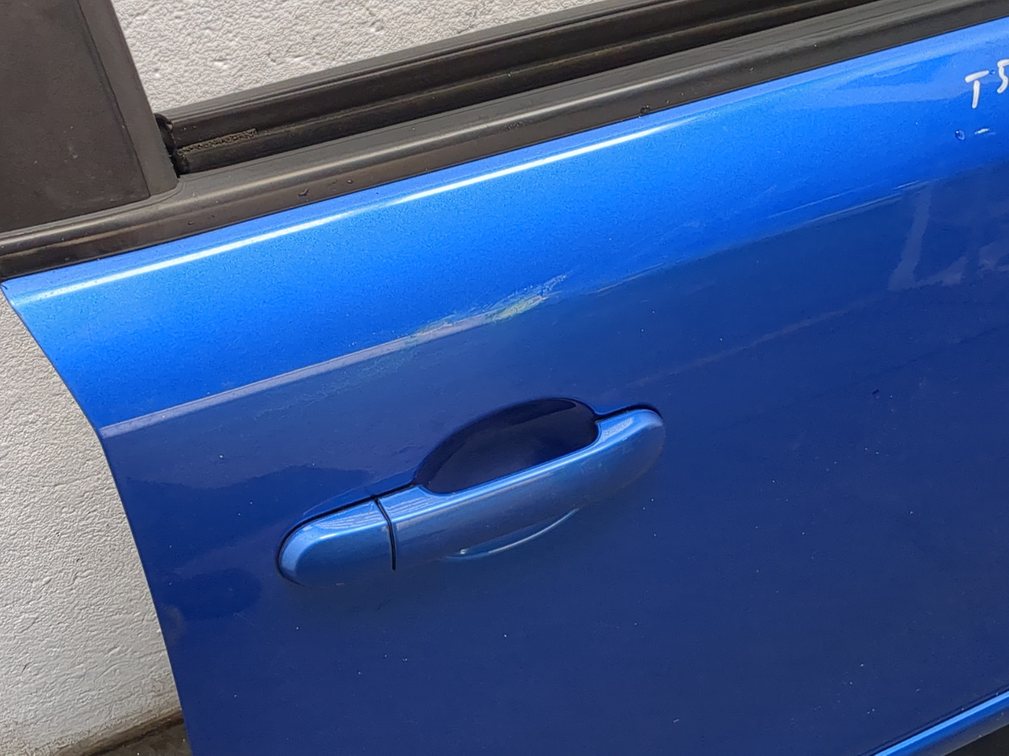 Дверь передняя правая