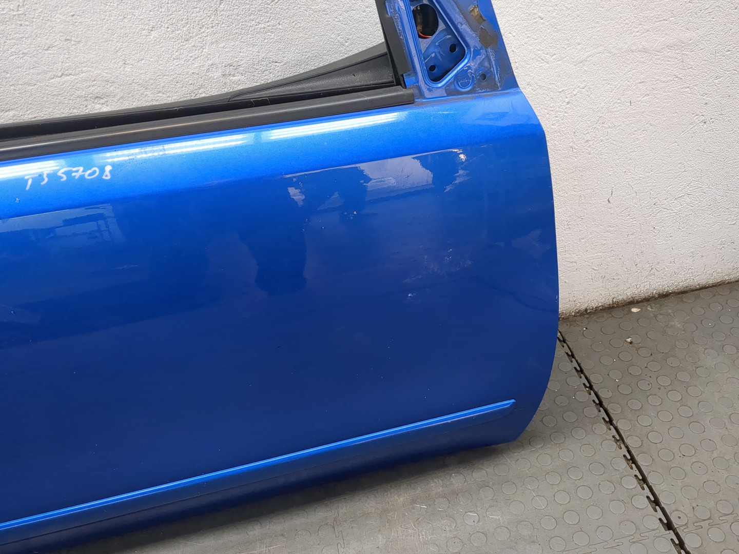 Дверь передняя правая