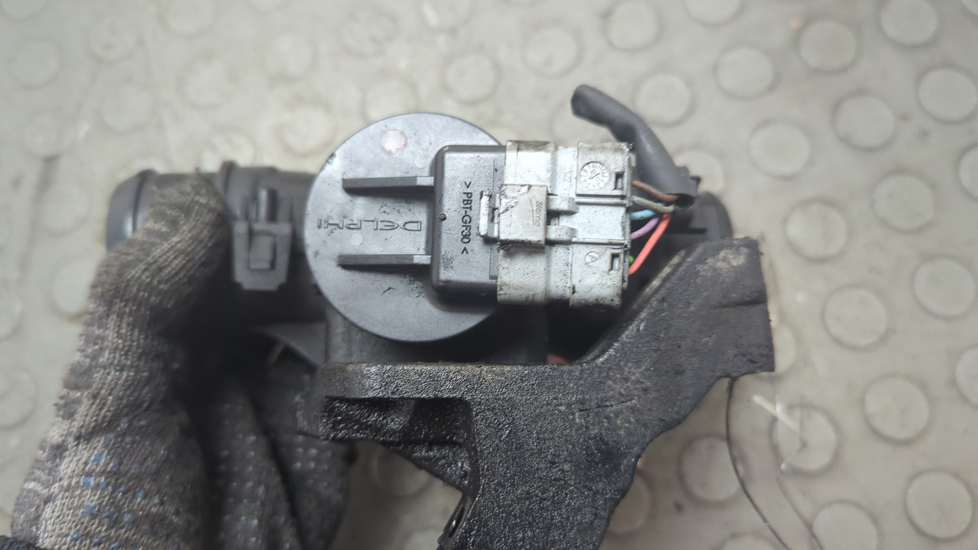 Заслонка дроссельная электрическая