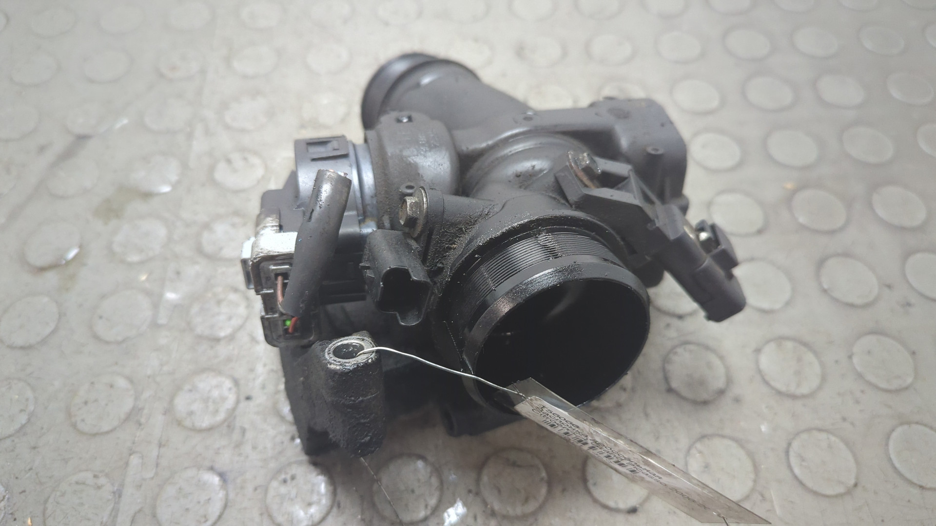 Заслонка дроссельная электрическая