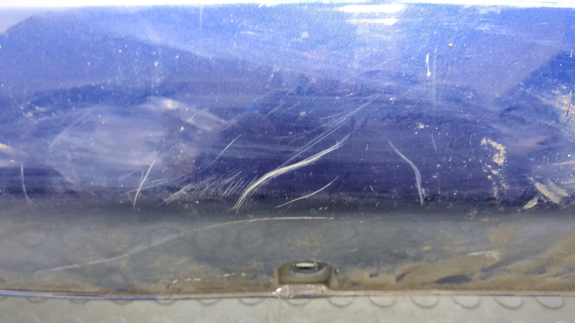 Бампер задний