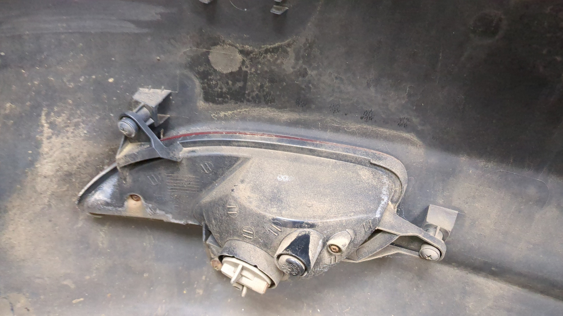 Бампер задний