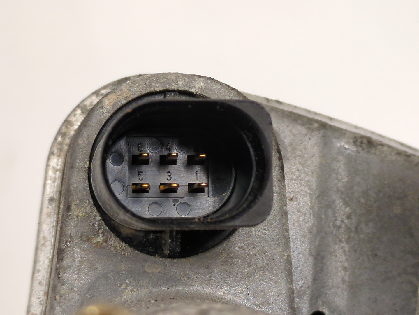 Заслонка дроссельная электрическая