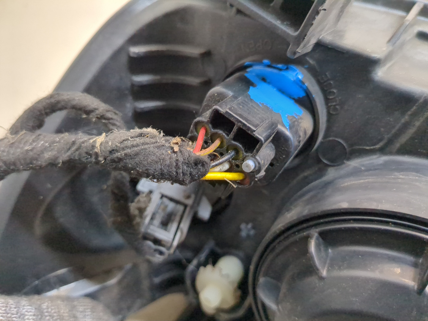 Фара правая