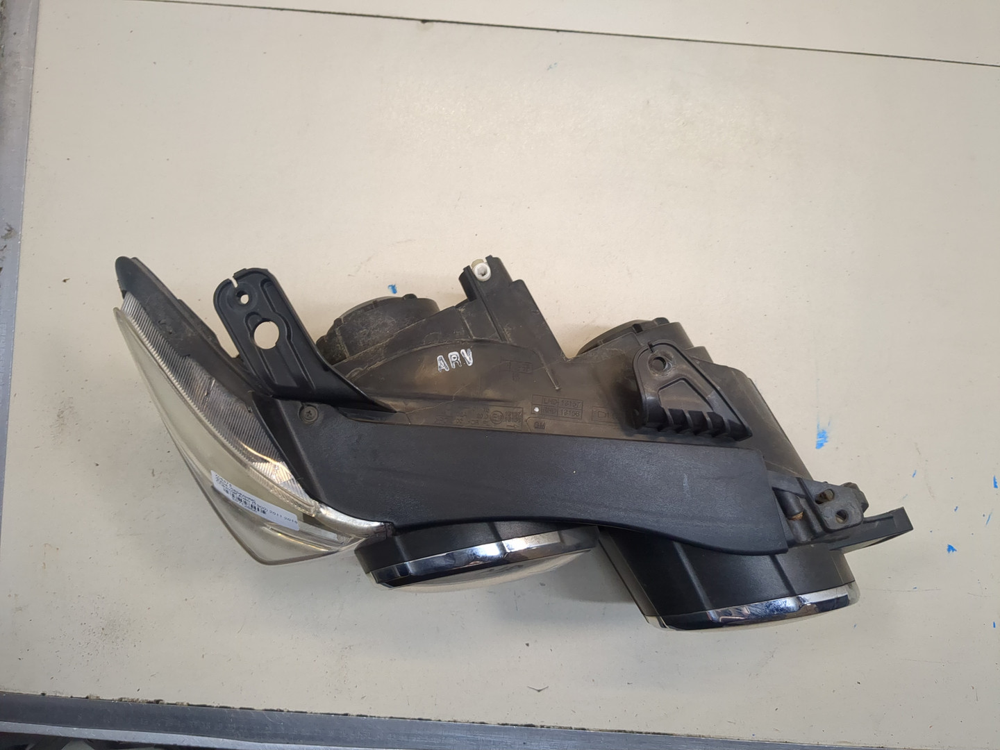 Фара правая