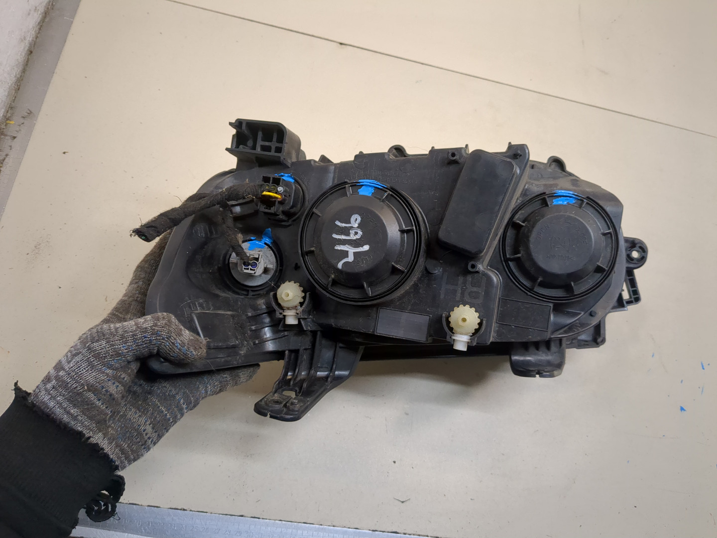 Фара правая