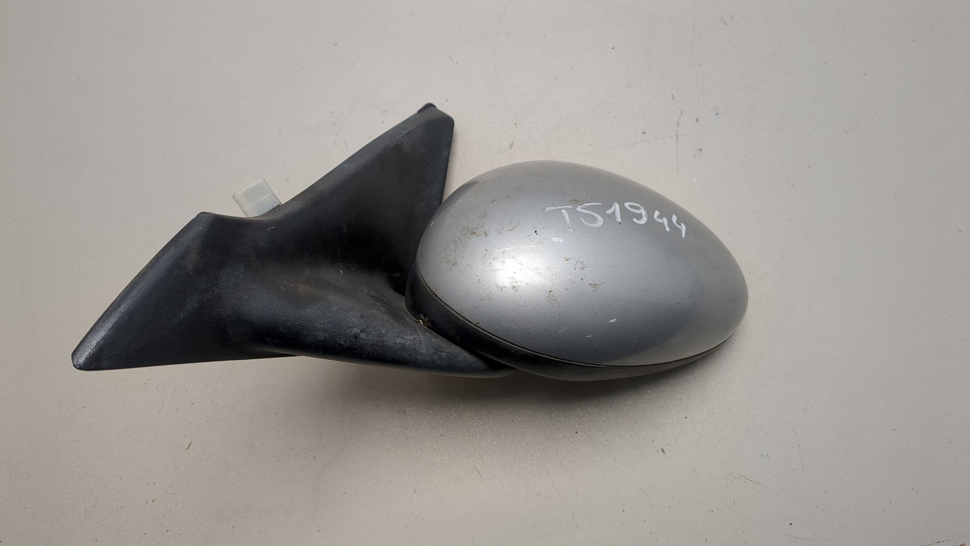 Зеркало левое электрическое