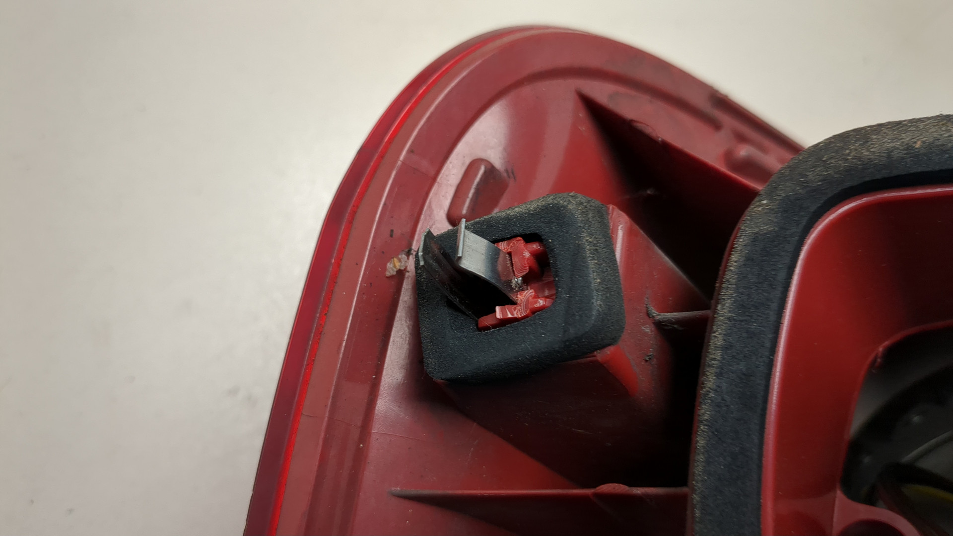 Фонарь задний правый