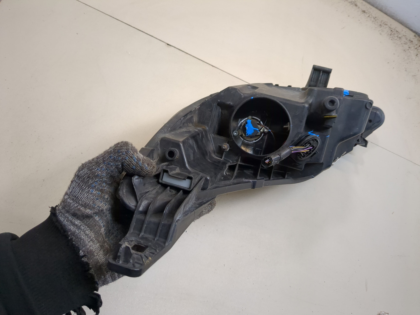 Фара правая